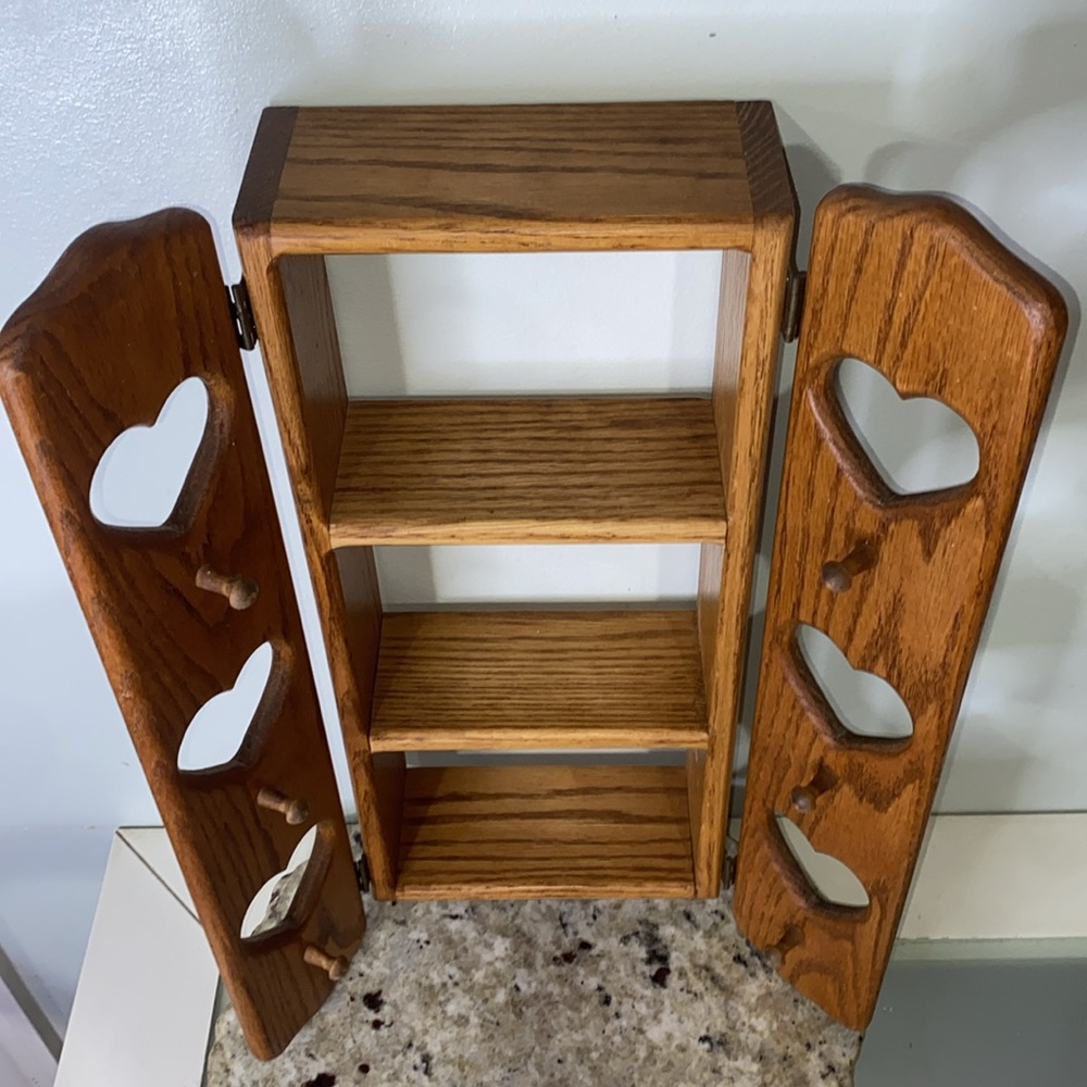 Vintage Wooden Wall Heart Shelf with Doors Curio Shelf Heart Design Charming - Picture 5 of 14